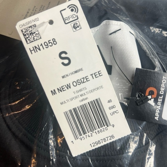 Adidas Shirt Mens Size Small Carbon Multi Sport Osize Tee Badge of Sport - Picture 6 of 8